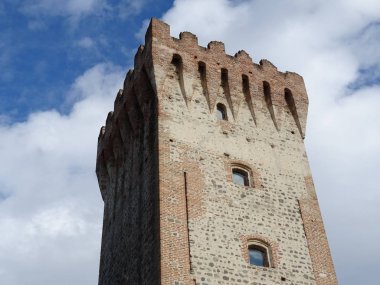 Este eski kale Kulesi