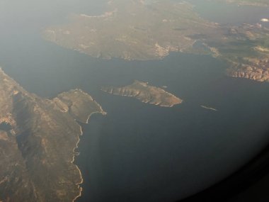 Uçaktaki sahil ve Adalar manzarası
