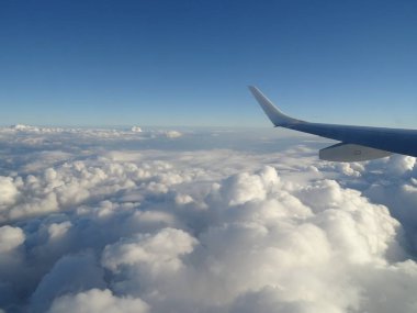 uçak görünümünden bulutlar