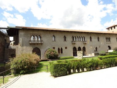 Italyan Kalesi cephe