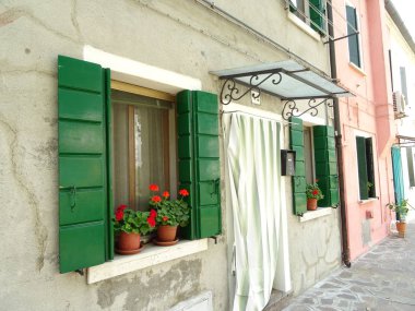 Renkli ev cephe Burano, İtalya