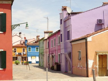 Renkli ev cephe Burano, İtalya