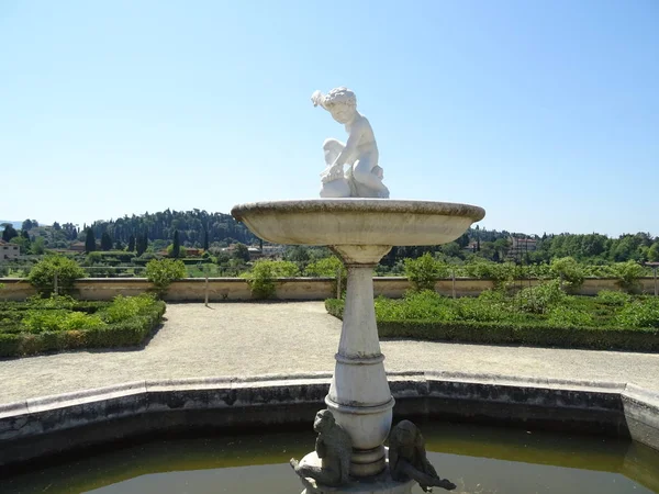 Italian Fountain Garden — Stock Photo, Image