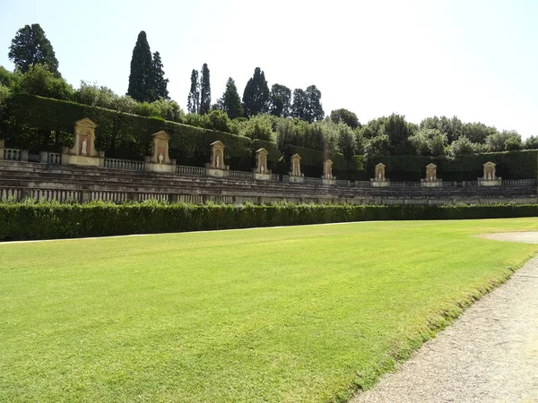Castle Garden Флоренції Італія — стокове фото