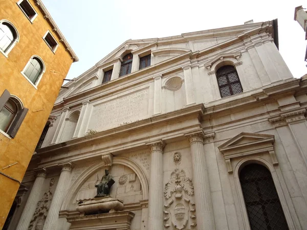 ヴェネツィア イタリア シャネル バック グラウンド — ストック写真