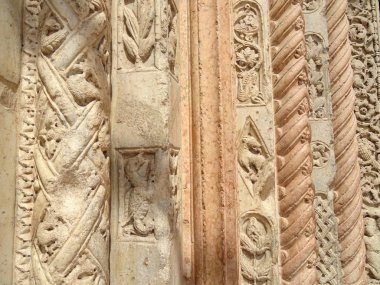 Venedik Chanel, İtalya arka plan