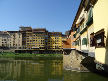 Floransa Nehri manzarası