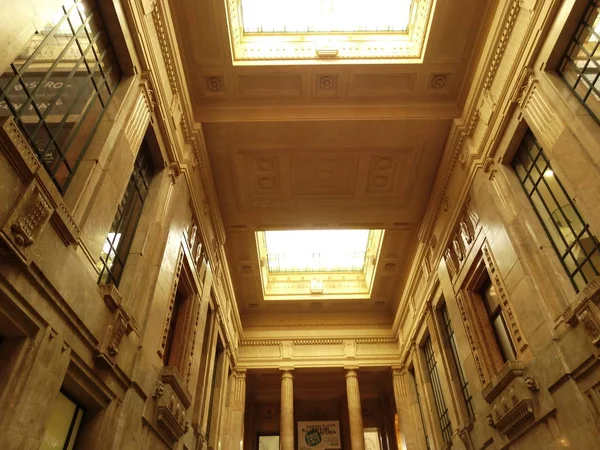 Milan Central Station Ceiling — Stock Photo, Image