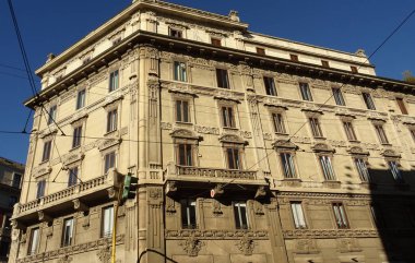 Milan eski bina süslemeli