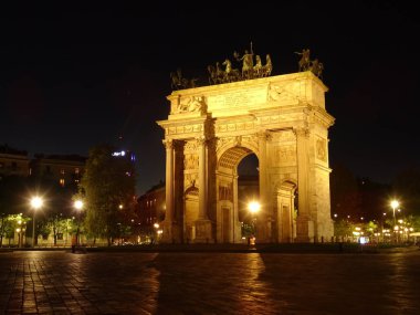 Arch barış gece, Milan, İtalya