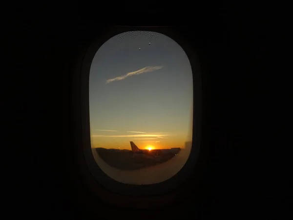 Vue Lever Soleil Depuis Fenêtre Avion — Photo