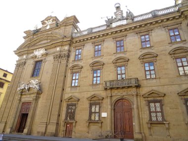 Geleneksel Italyan mimarisi cephe