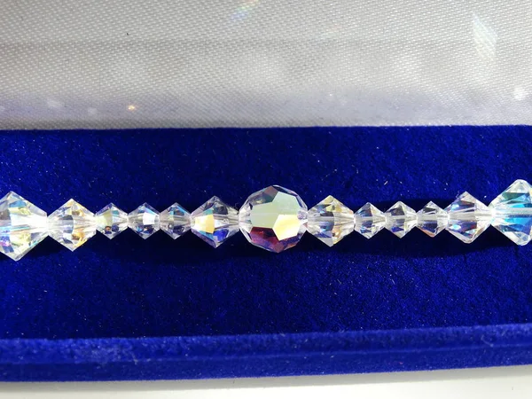 Bracelet Cristal Dans Une Boîte Bijoux Velours Bleu Royal — Photo