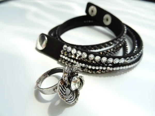 Black Fashion Bracelet with White Crystals and a Silver Flower R