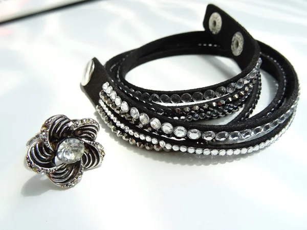 Black Fashion Bracelet with White Crystals and a Silver Flower R