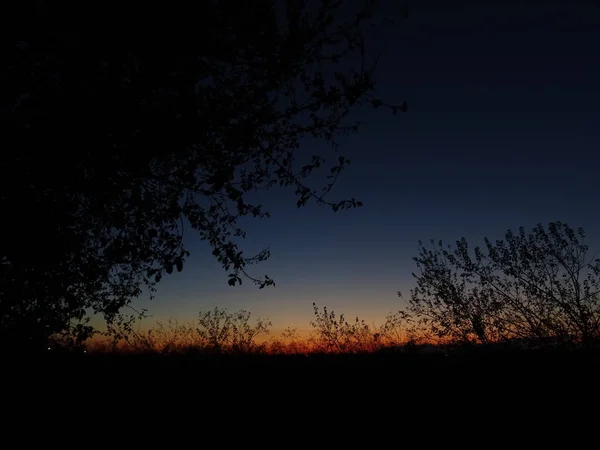 Temné Přechodu Slunce Nebe — Stock fotografie