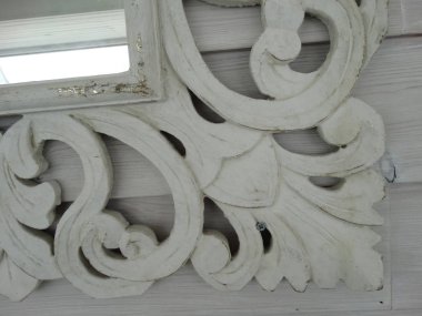 Beyaz Vintage Süs görünümü