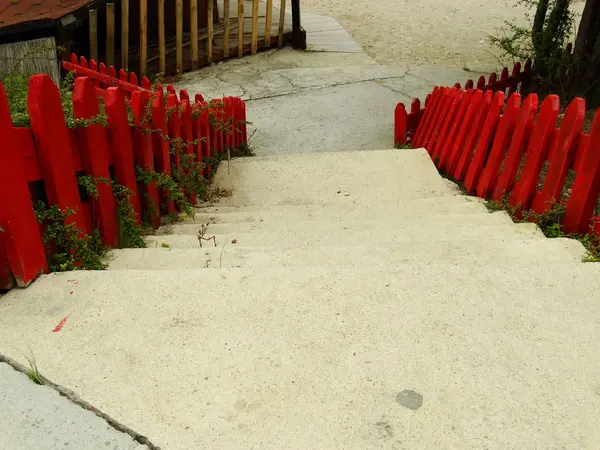 Okolicy Schody Drewniane Red — Zdjęcie stockowe