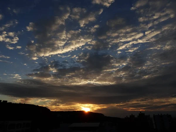 Dramatische Sunrise Sky Muur Achtergrond Close — Stockfoto