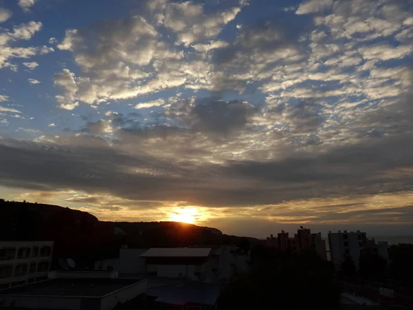 Dramático Amanecer Cielo Pared Fondo Primer Plano — Foto de Stock