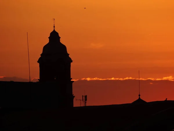 Construire Silhouette Sur Fond Ciel Coucher Soleil Orange Vif — Photo