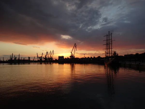 Cielo Brillante Atardecer Puerto Marítimo — Foto de Stock