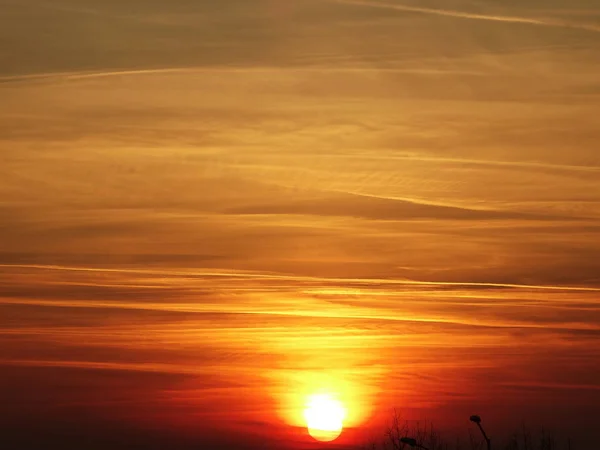 Schöner Blick Auf Den Hellen Sonnenaufgang — Stockfoto