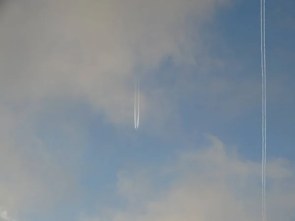 Airplane Trails Sky — Stock Photo, Image