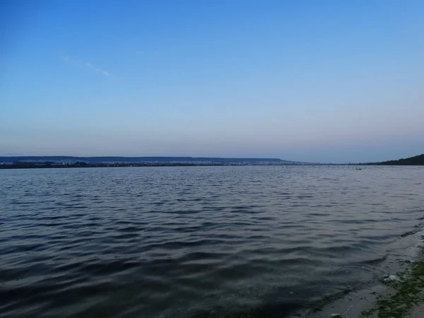 Bela Paisagem Lago Anoitecer — Fotografia de Stock