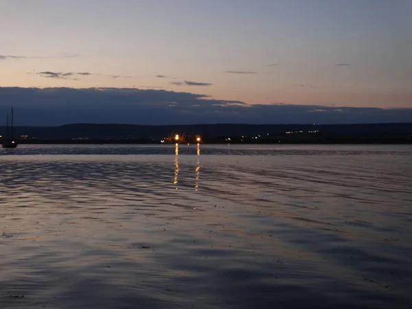 Alacakaranlıkta Gölünün Güzel Manzara — Stok fotoğraf