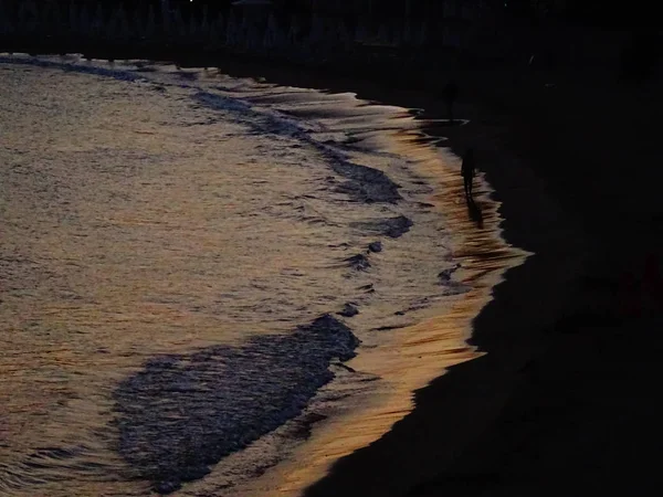 Costa Mar Ondas Crepúsculo — Fotografia de Stock