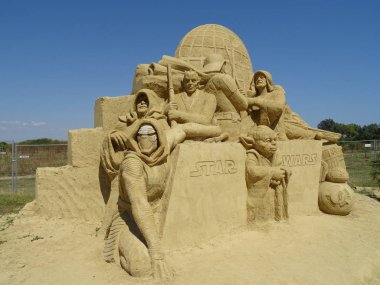 Yıldız savaşları kum heykeli