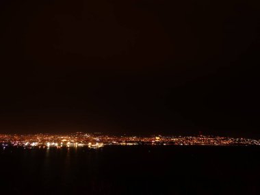 Gece Cityscape panoramik görünüm