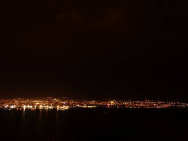 Gece Cityscape panoramik görünüm