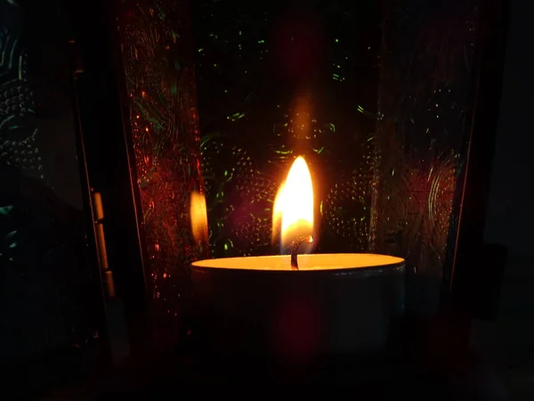 One Candle Flame Night Closeup — Stock Photo, Image