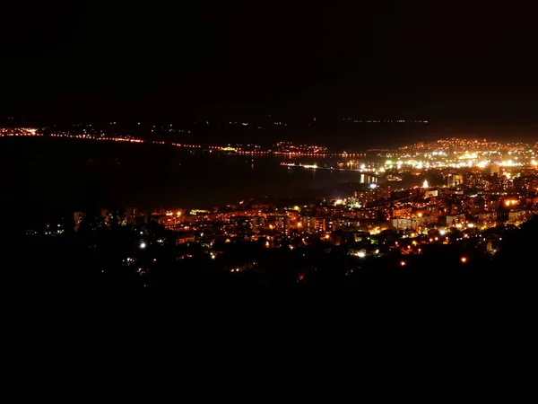 Gece Cityscape Panoramik Görünüm — Stok fotoğraf