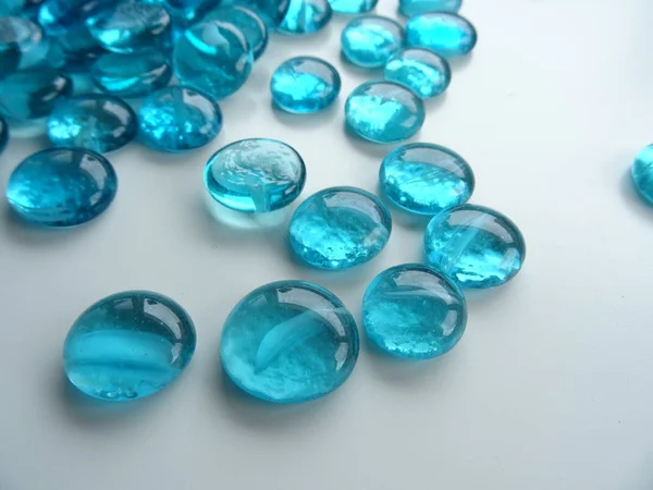 青いガラス ラウンド石 — ストック写真