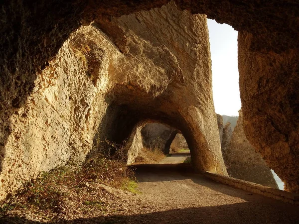 Taş Tünelleri Görünümü — Stok fotoğraf