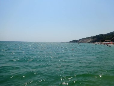 Bir tekne su görünümünden sahil