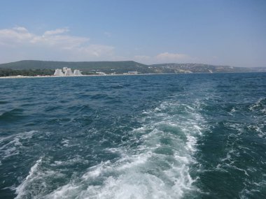 Sahil görünümü ve su tekne parça