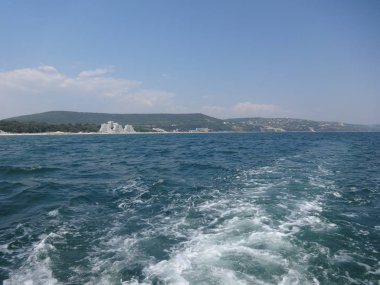 Sahil görünümü ve su tekne parça