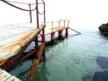 Boş ahşap iskele manzarası