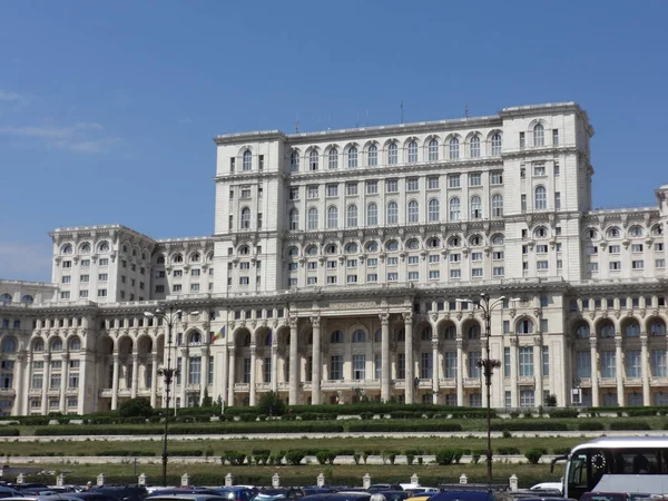 Palacio Del Parlamento Bucarest — Foto de Stock