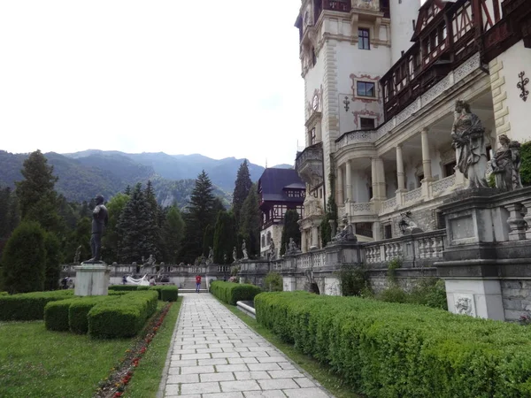 Facade Peles Castle Rumunsko — Stock fotografie