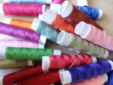 Renkli dikiş pamuk rulo