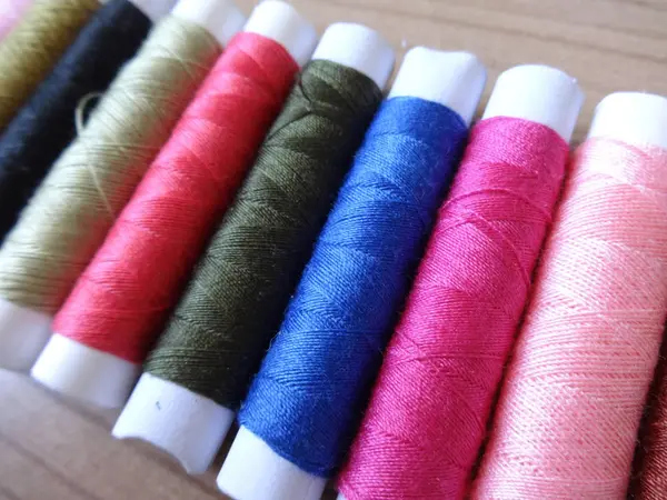 Rollos Algodón Costura Coloridos —  Fotos de Stock