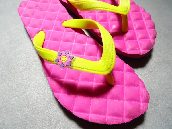 Roze Girl Teenslippers — Stockfoto