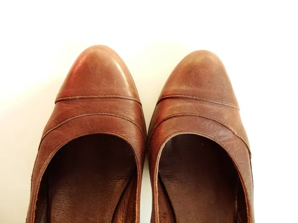 Kahverengi Kadın Ayakkabı — Stok fotoğraf