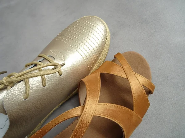 Золотий Чоловічий Жіночий Танець Взуття — стокове фото