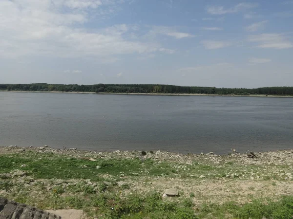 多瑙河畔的视图 — 图库照片